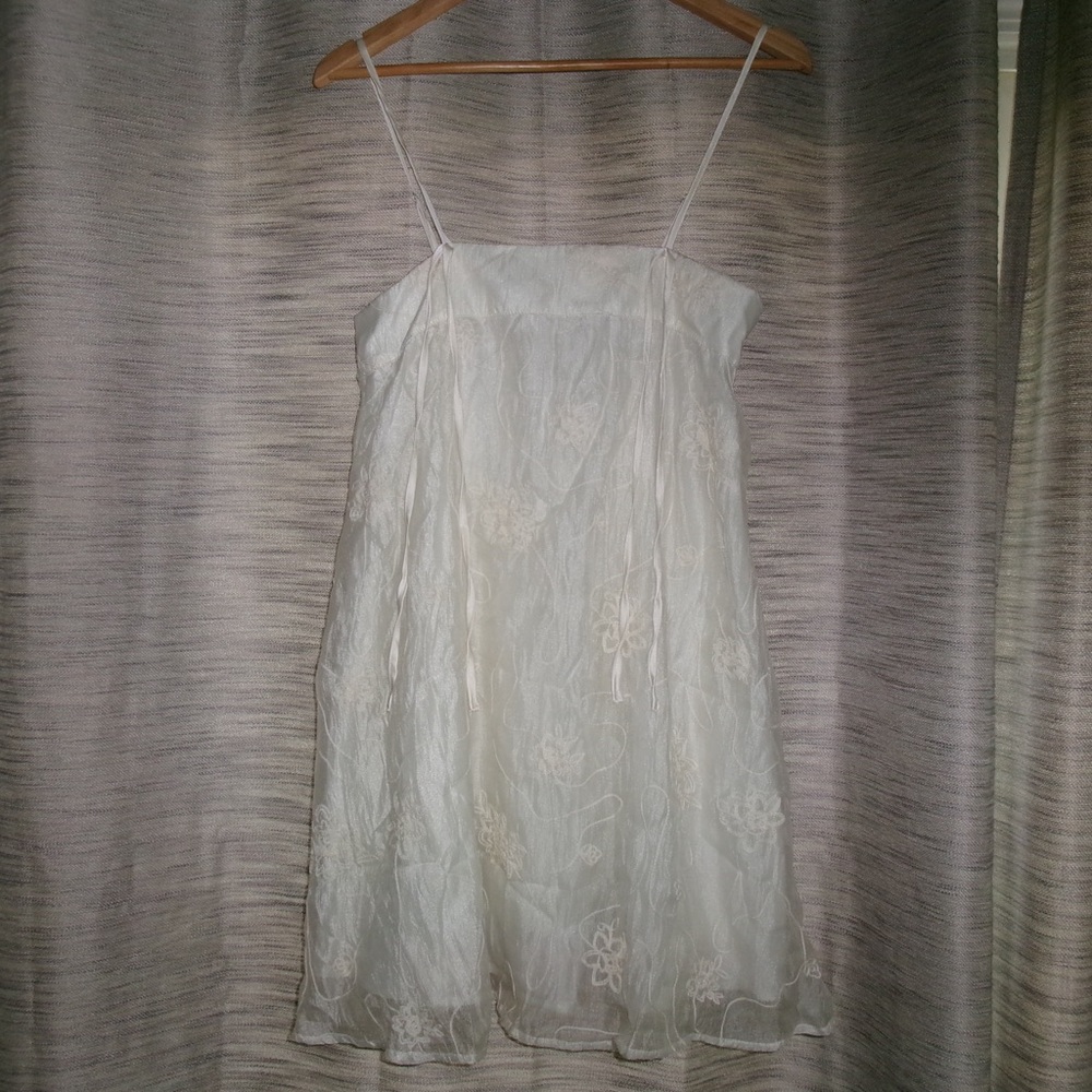 SHEIN Ivory Floral Embroidered Mini Dress